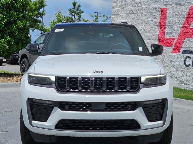 2026 Jeep Grand Cherokee GRAND CHEROKEE SUMMIT 4X4