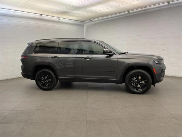 2026 Jeep Grand Cherokee GRAND CHEROKEE L LAREDO ALTITUDE 4X2