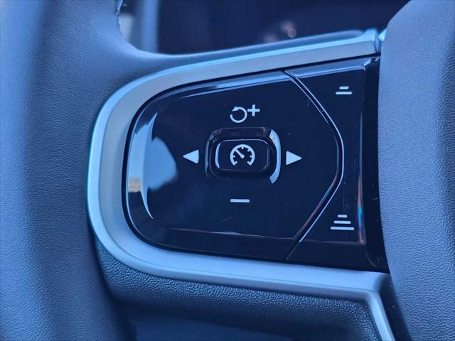 2026 Volvo XC90 Plus, B5 AWD Gas (mild hybrid), Gasoline, Bright, 7 Seats