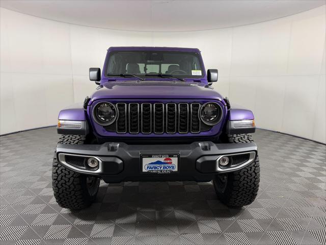 2026 Jeep Gladiator GLADIATOR SAHARA 4X4