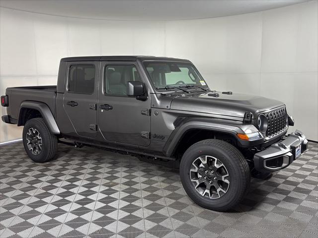 2026 Jeep Gladiator GLADIATOR SAHARA 4X4