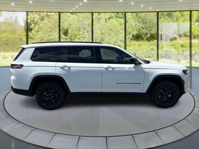2026 Jeep Grand Cherokee L GRAND CHEROKEE L LAREDO ALTITUDE 4X4 2026 Jeep Grand Cherokee L GRAND CHEROKEE L LAREDO ALTITUDE 4X4