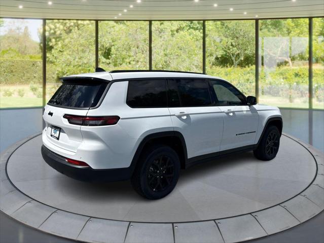 2026 Jeep Grand Cherokee L GRAND CHEROKEE L LAREDO ALTITUDE 4X4 2026 Jeep Grand Cherokee L GRAND CHEROKEE L LAREDO ALTITUDE 4X4