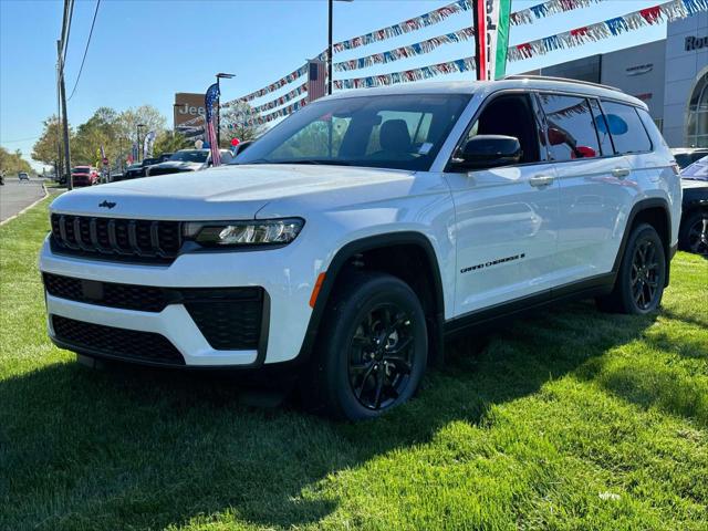 2026 Jeep Grand Cherokee GRAND CHEROKEE L LAREDO ALTITUDE 4X4