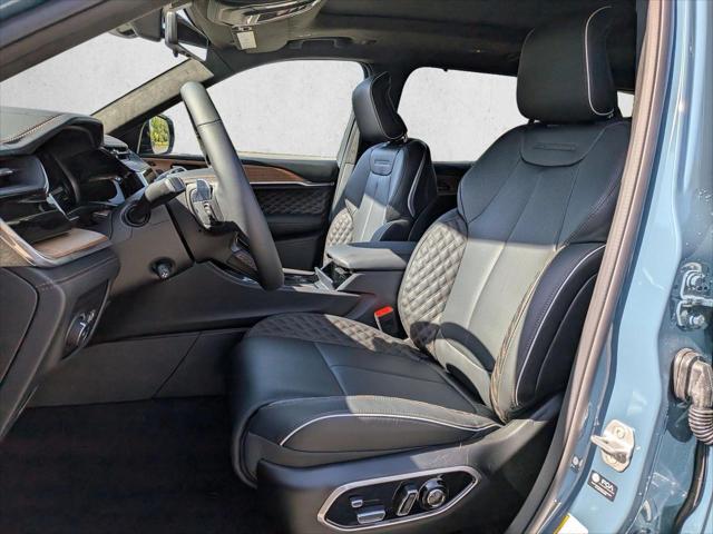 2026 Jeep Grand Cherokee Summit 4x4