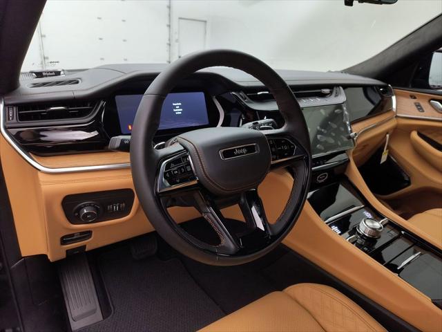 2026 Jeep Grand Cherokee Summit 4x4