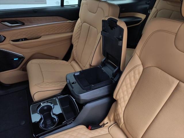 2026 Jeep Grand Cherokee Summit 4x4