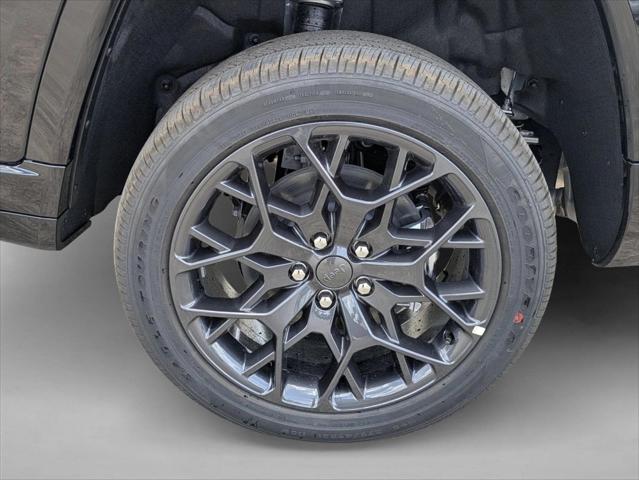 2026 Jeep Grand Cherokee Summit 4x4