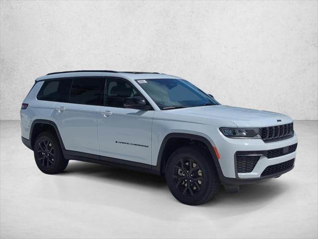 2026 Jeep Grand Cherokee Altitude 4x2