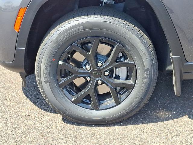 2026 Jeep Grand Cherokee Altitude 4x4