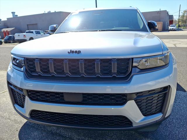 2026 Jeep Grand Cherokee GRAND CHEROKEE L LAREDO ALTITUDE 4X4