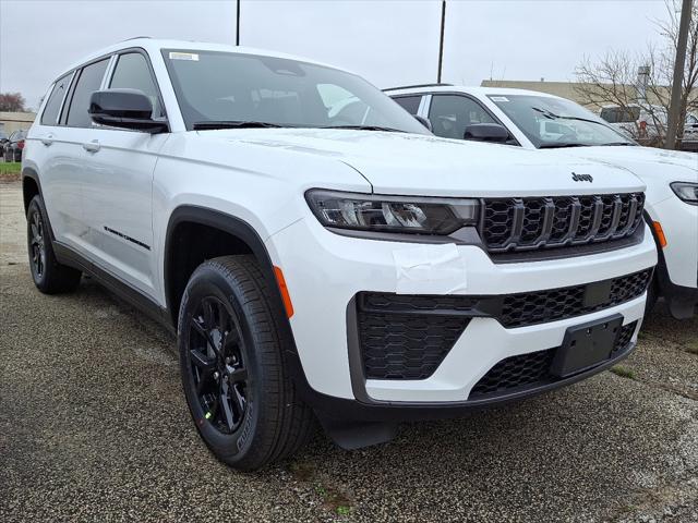2026 Jeep Grand Cherokee GRAND CHEROKEE L LAREDO ALTITUDE 4X4