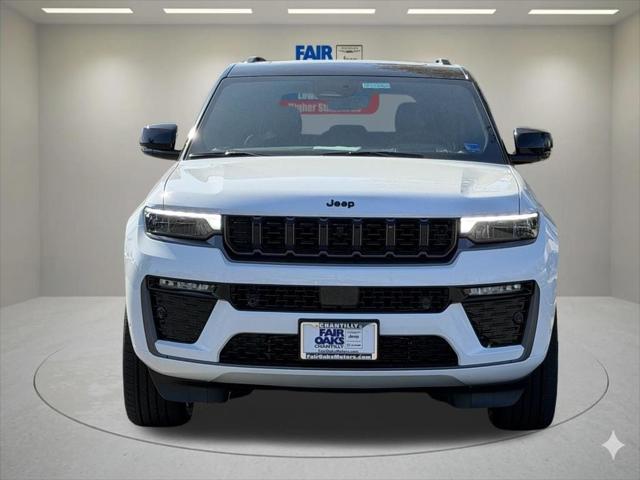 2026 Jeep Grand Cherokee GRAND CHEROKEE SUMMIT 4X4