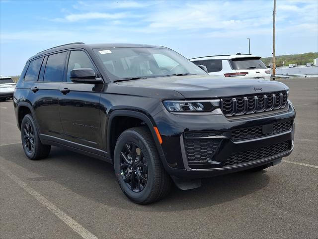 2026 Jeep Grand Cherokee GRAND CHEROKEE L LAREDO ALTITUDE 4X4