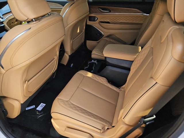 2026 Jeep Grand Cherokee Summit 4x4