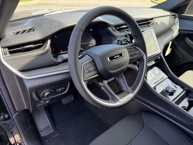 2026 Jeep Grand Cherokee GRAND CHEROKEE L LAREDO 4X4