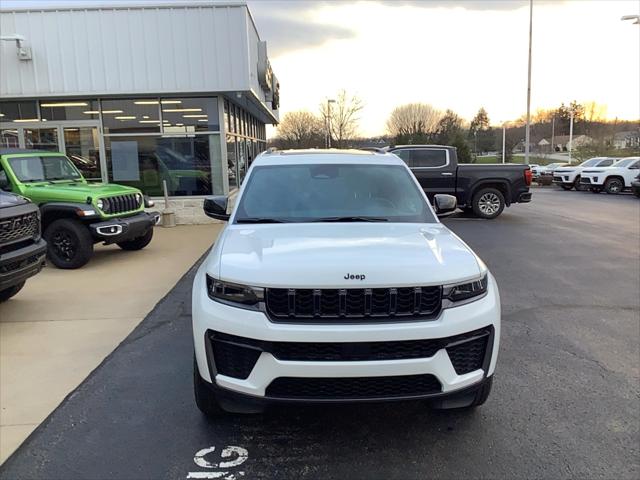 2026 Jeep Grand Cherokee GRAND CHEROKEE L LAREDO ALTITUDE 4X4