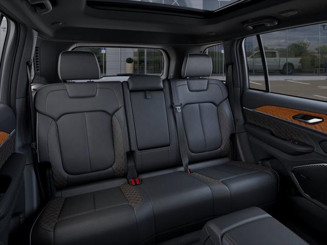 2026 Jeep Grand Cherokee Summit 4x4