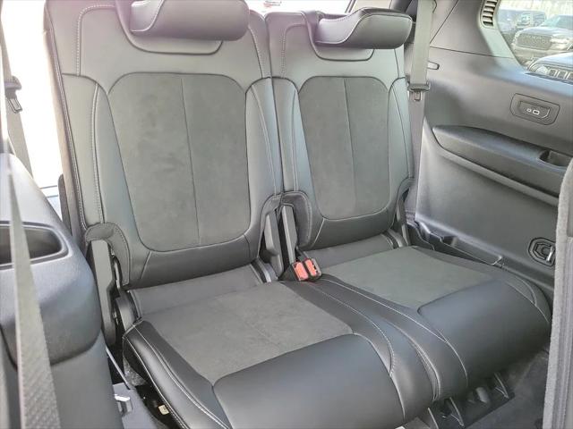 2026 Jeep Grand Cherokee Altitude 4x2
