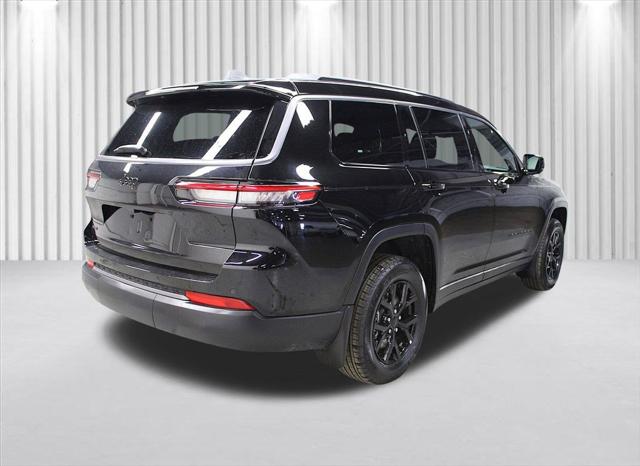 2026 Jeep Grand Cherokee GRAND CHEROKEE L LAREDO ALTITUDE 4X4