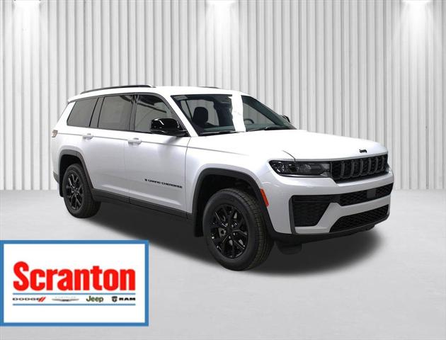 2026 Jeep Grand Cherokee GRAND CHEROKEE L LAREDO ALTITUDE 4X4