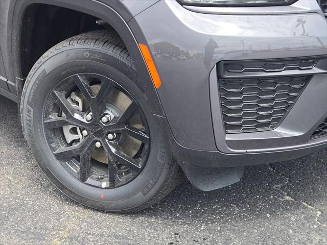 2026 Jeep Grand Cherokee L GRAND CHEROKEE L LAREDO ALTITUDE 4X4 2026 Jeep Grand Cherokee L GRAND CHEROKEE L LAREDO ALTITUDE 4X4