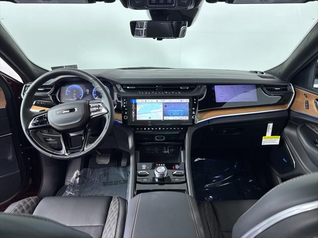 2026 Jeep Grand Cherokee GRAND CHEROKEE L SUMMIT 4X4
