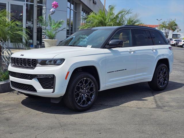 2026 Jeep Grand Cherokee GRAND CHEROKEE SUMMIT 4X4