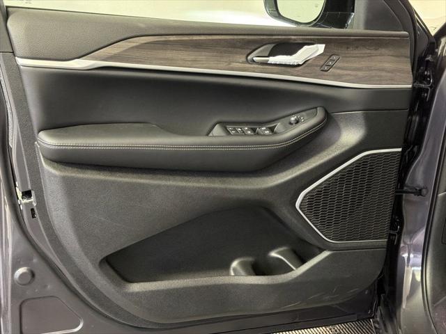 2026 Jeep Grand Cherokee L GRAND CHEROKEE L LIMITED 4X4