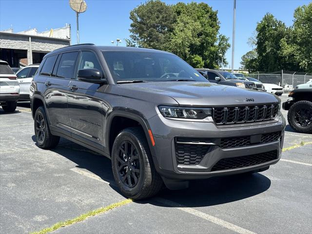 2026 Jeep Grand Cherokee L GRAND CHEROKEE L LAREDO ALTITUDE 4X2