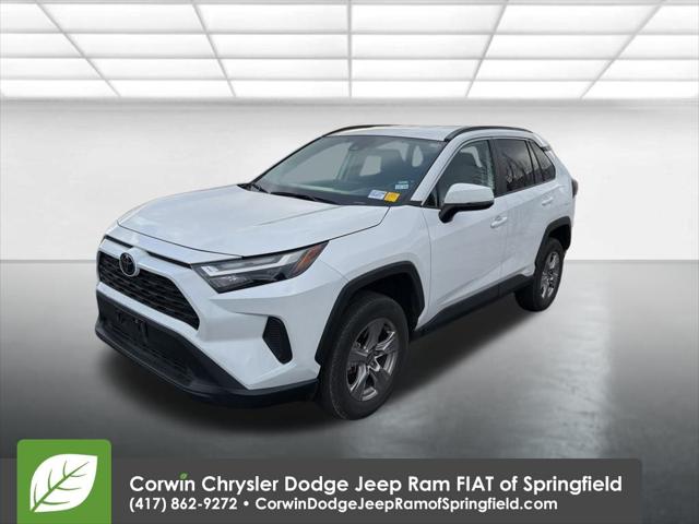 2025 Toyota RAV4 XLE