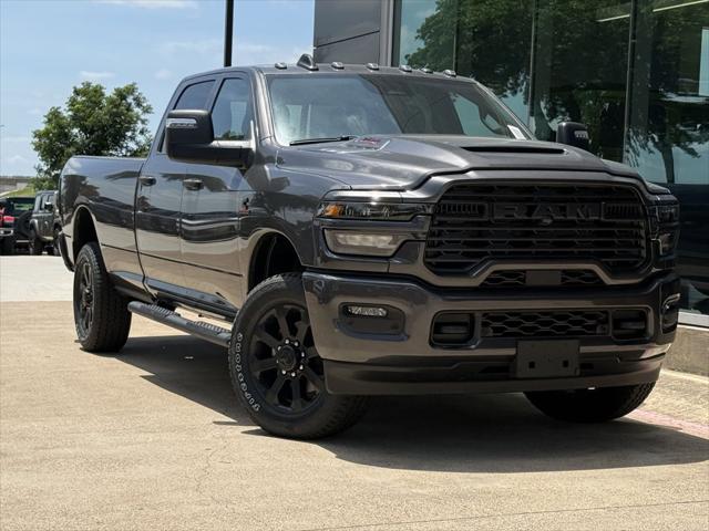 2026 RAM Ram 2500 RAM 2500 BLACK EXPRESS CREW CAB 4X4 8 BOX