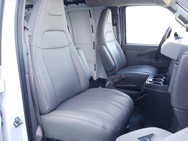 2025 Chevrolet Express Cargo Van RWD 2500 Regular Wheelbase WT