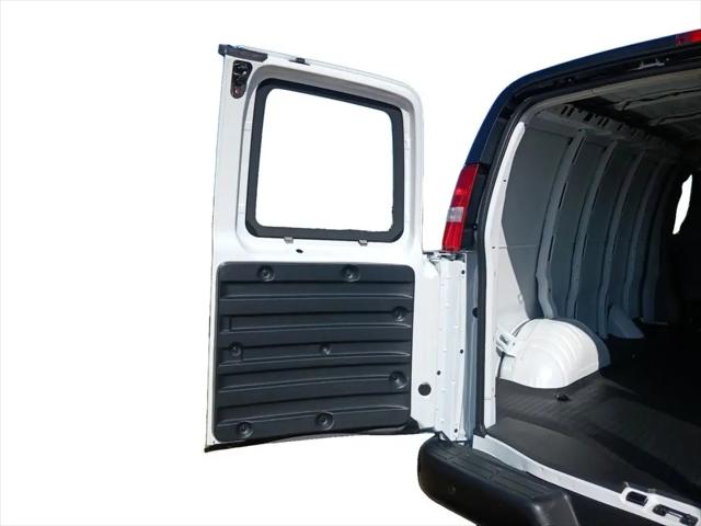 2025 Chevrolet Express Cargo Van RWD 2500 Regular Wheelbase WT