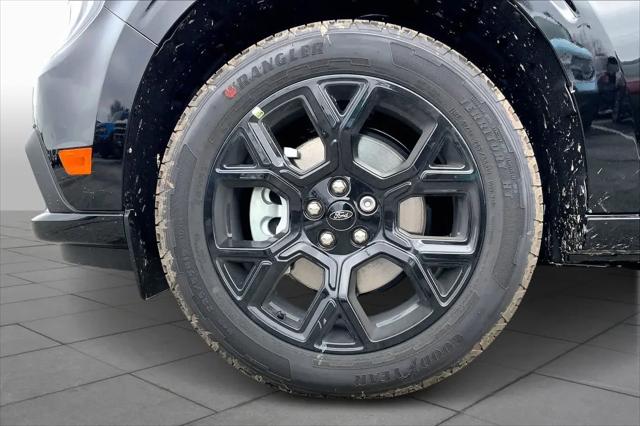 2026 Ford Maverick Lobo Standard