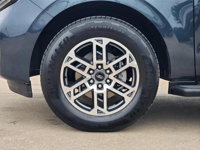 2026 Ford Expedition Max Active MAX