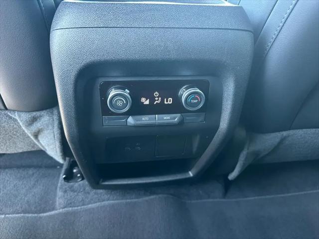 2025 Buick Enclave Preferred FWD