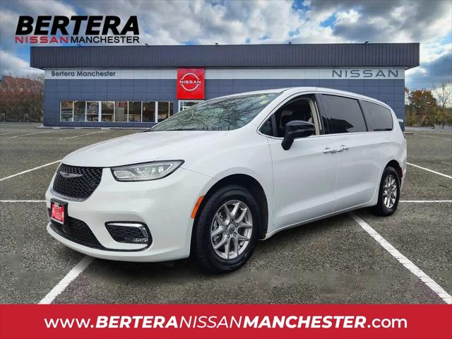 2024 Chrysler Pacifica Touring L for sale in Manchester, CT