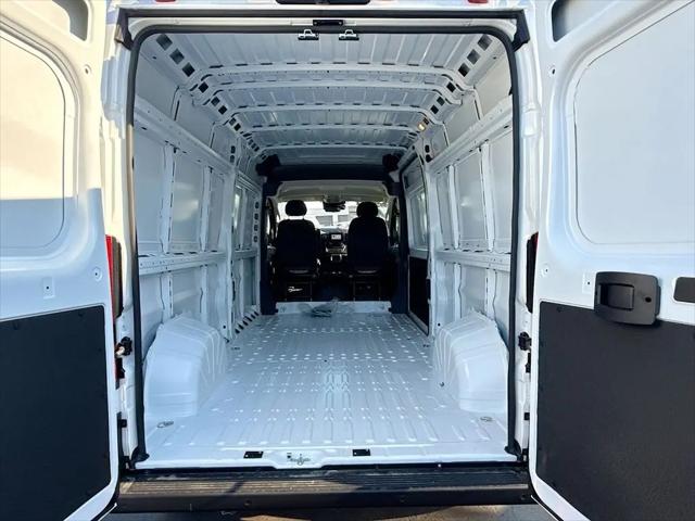 2026 Ram ProMaster 2500 Cargo Van Tradesman High Roof 159" WB w/Pass Seat