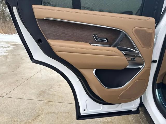 2026 Land Rover Range Rover P400 SE