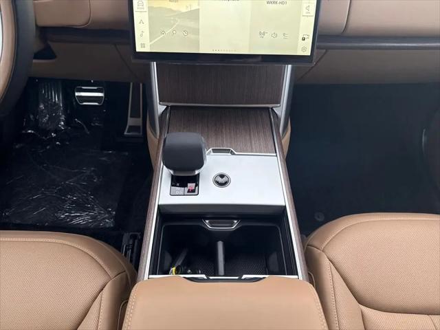 2026 Land Rover Range Rover P400 SE