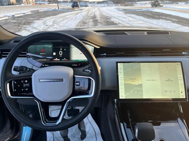 2026 Land Rover Range Rover Sport P360 SE