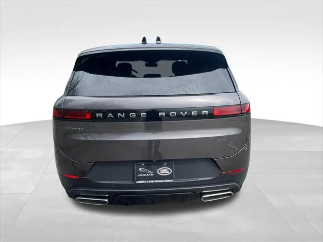 2026 Land Rover Range Rover Sport P360 SE