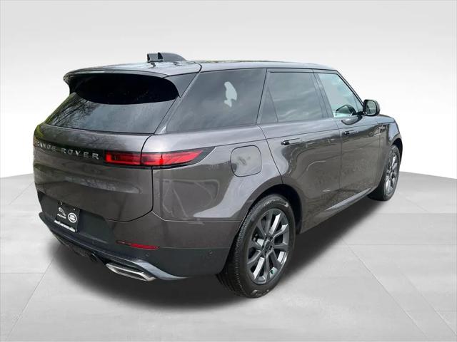 2026 Land Rover Range Rover Sport P360 SE