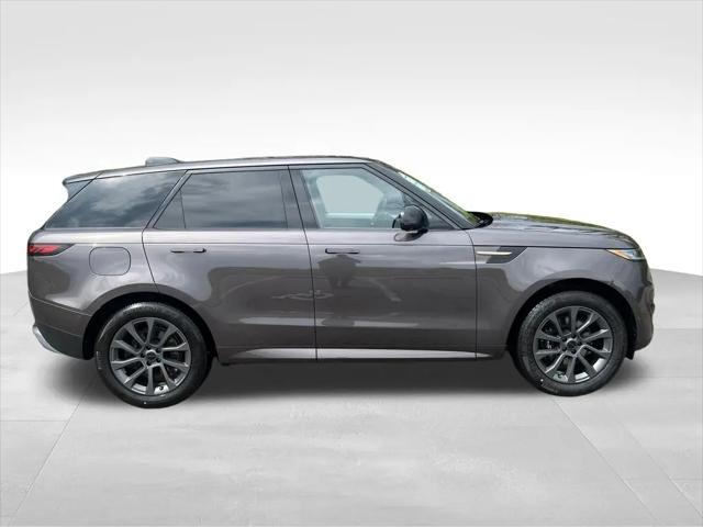 2026 Land Rover Range Rover Sport P360 SE