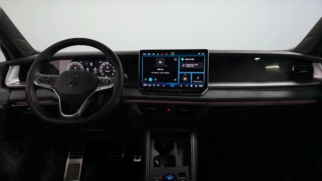 2026 Volkswagen Tiguan SE R-Line Black