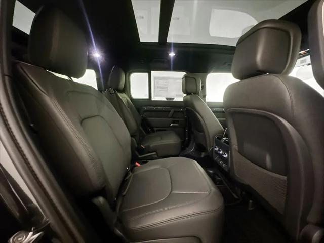 2026 Land Rover Defender P400 X-Dynamic SE