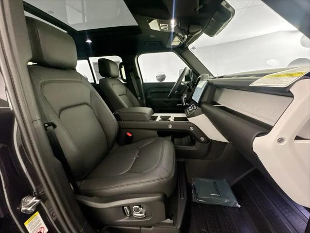 2026 Land Rover Defender P400 X-Dynamic SE