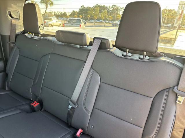 2026 GMC Sierra 2500HD Crew Cab, Long Bed, Pro, 4WD