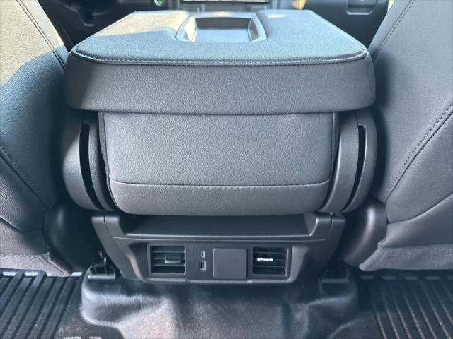 2026 GMC Sierra 2500HD Crew Cab, Long Bed, Pro, 4WD